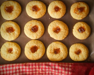 How to make Jam Drop Biscuits