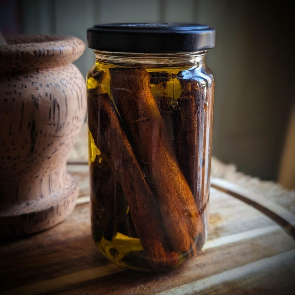 Homemade Cinnamon Oil