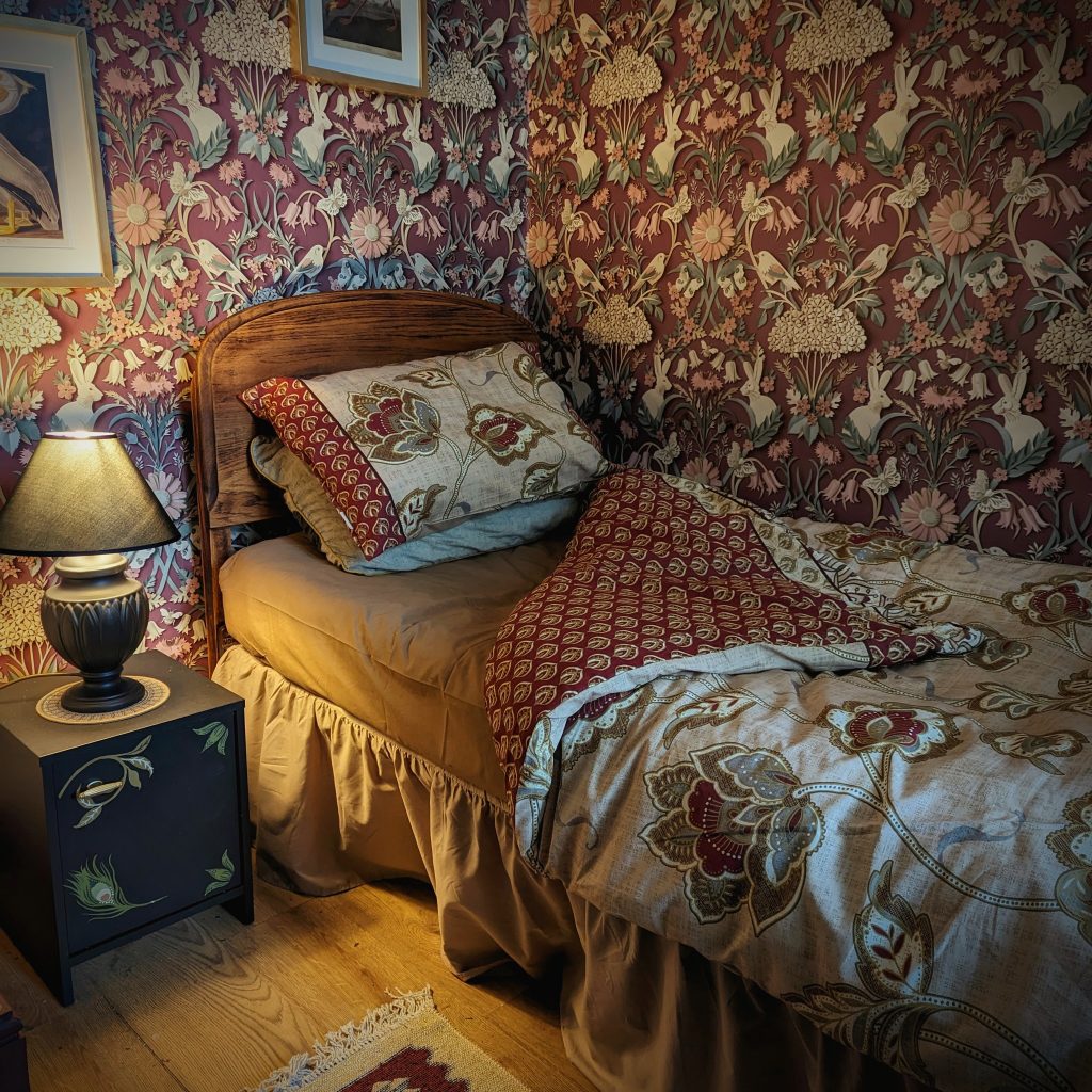 victorian kids bedroom